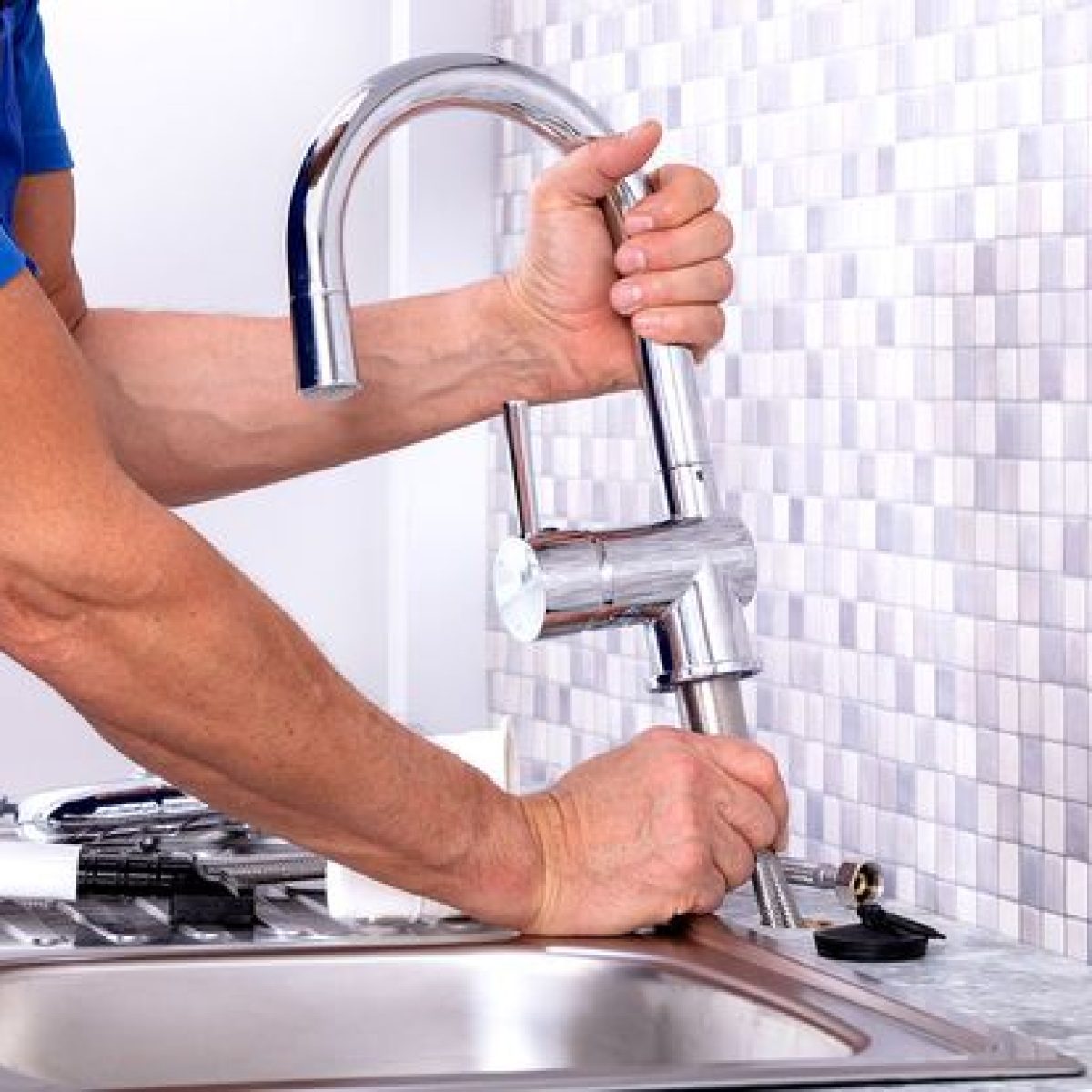 فني سباك بالرياض بخدمات متكاملة تحافظ على منزلك آمنًا